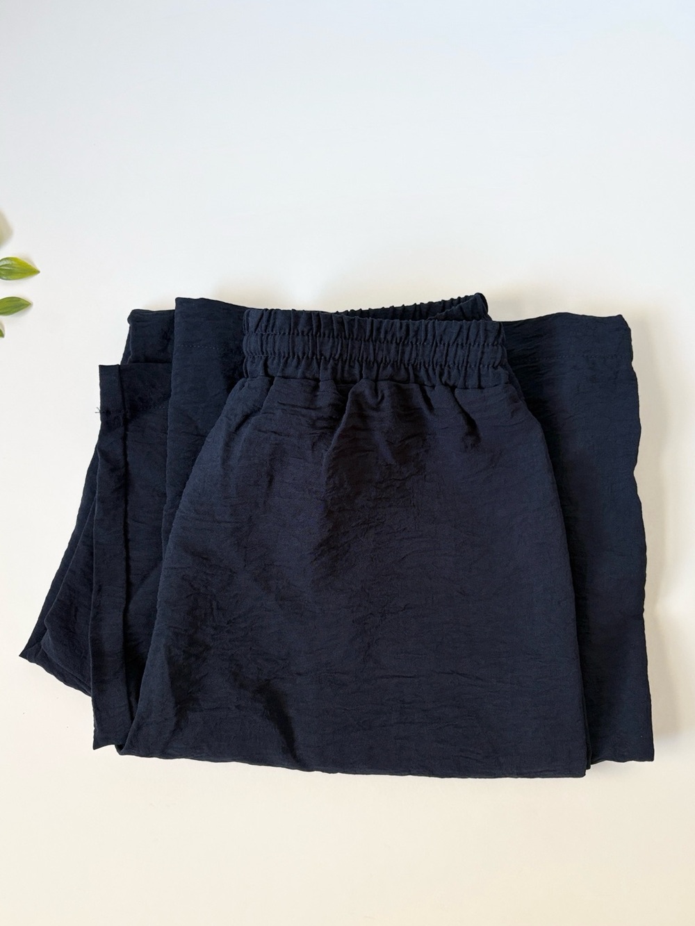 NWOT ellen tracy navy elastic waist wide leg pant